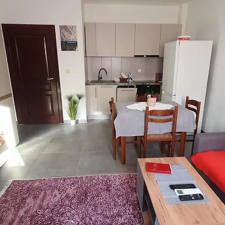 Hrast For Max 5 Persons 600m From The Beach * Poreč