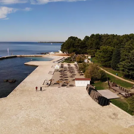 Apartamento Hrast For Max 5 Persons 600m From The Beach *